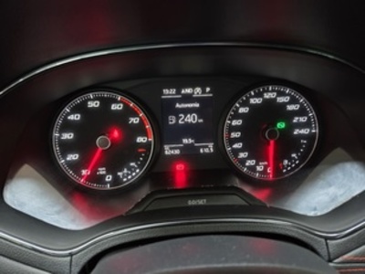 SEAT Arona 1.0 TSI Ecomotive FR Edition DSG 85 kW (115 CV) SEAT Arona 1.0 TSI Ecomotive FR Edition DSG 85 kW (115 CV)