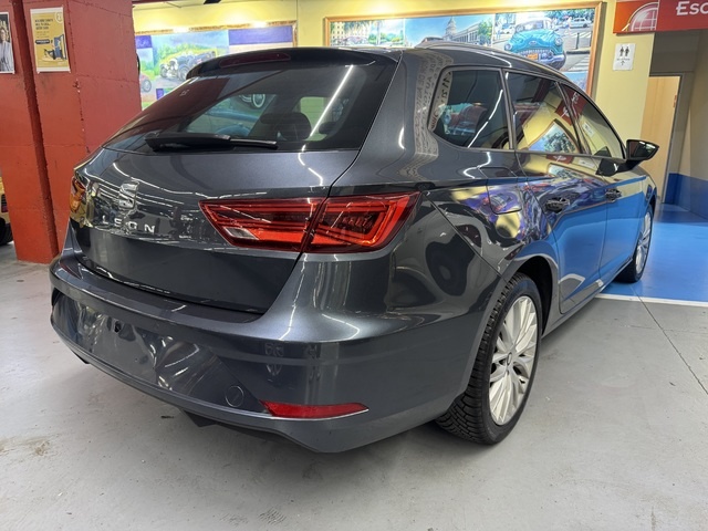 SEATLeón ST 1.5 EcoTSI S&S FR Fast Edition Plus DSG 110 kW (150 CV) Vehículo usado en Barcelona - 9