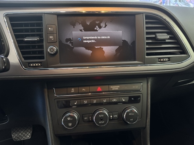 SEATLeón ST 1.5 EcoTSI S&S FR Fast Edition Plus DSG 110 kW (150 CV) Vehículo usado en Barcelona - 19