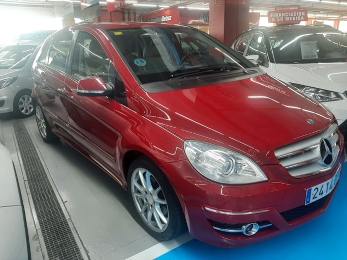 Mercedes-BenzClase B B 200 100 kW (136 CV) Vehículo usado en Barcelona - 2 Mercedes-BenzClase B B 200 100 kW (136 CV) Vehículo usado en Barcelona - 2