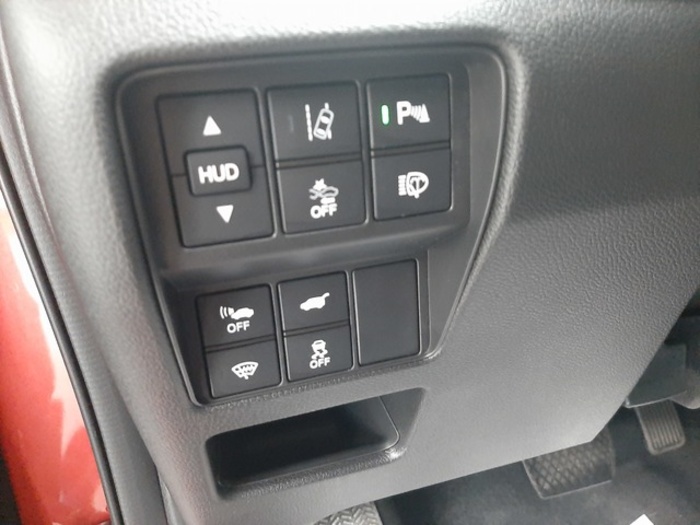 HondaCR-V 2.0 i-MMD Executive 4x4 135 kW (184 CV) Vehículo usado en Barcelona - 14 HondaCR-V 2.0 i-MMD Executive 4x4 135 kW (184 CV) Vehículo usado en Barcelona - 14