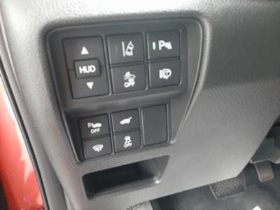 Honda CR-V 2.0 i-MMD Executive 4x4 135 kW (184 CV) Honda CR-V 2.0 i-MMD Executive 4x4 135 kW (184 CV)