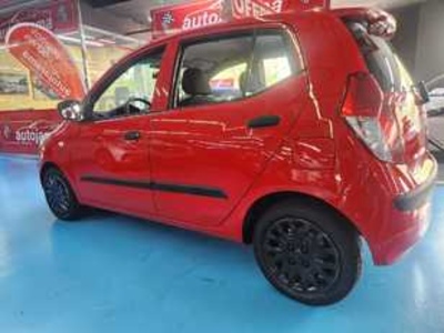 Hyundai i10 1.1 Style 49 kW (66 CV) Hyundai i10 1.1 Style 49 kW (66 CV)