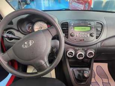 Hyundai i10 1.1 Style 49 kW (66 CV) Hyundai i10 1.1 Style 49 kW (66 CV)