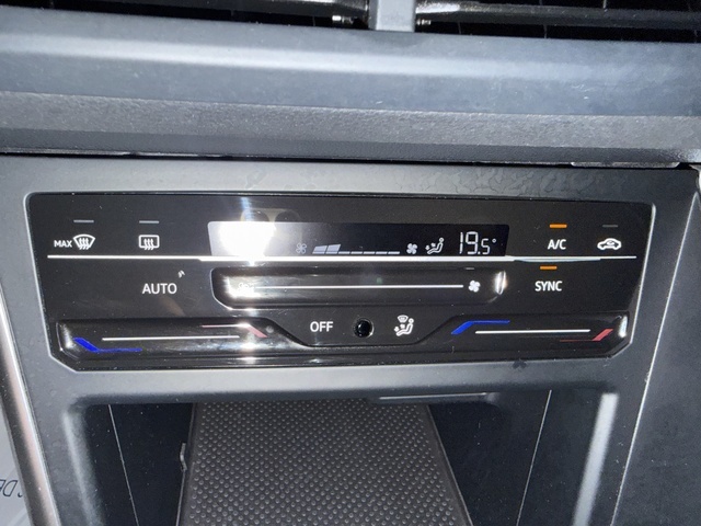 VolkswagenTaigo Life 1.0 TSI 81 kW (110 CV) DSG Vehículo usado en Barcelona - 9