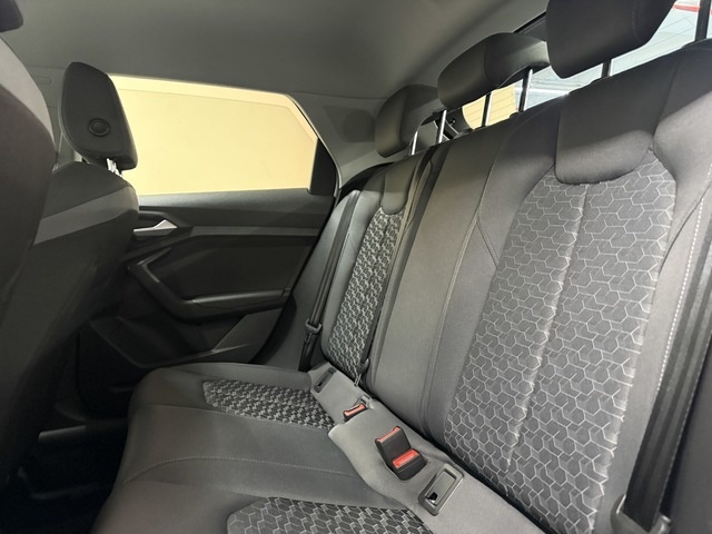 AudiA1 Sportback S line 30 TFSI 81 kW (110 CV) S tronic Vehículo usado en Barcelona - 8