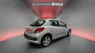 Peugeot 207 1.4 VTi Active 70 kW (95 CV)
