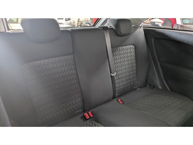 OpelCorsa 1.2 Selective 63 kW (85 CV) Vehículo usado en Barcelona - 23