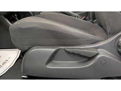 Opel Corsa 1.2 Selective 63 kW (85 CV) Opel Corsa 1.2 Selective 63 kW (85 CV)
