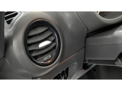 Opel Corsa 1.2 Selective 63 kW (85 CV) Opel Corsa 1.2 Selective 63 kW (85 CV)