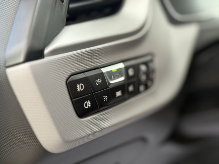 BMWSerie 1 116d 85 kW (116 CV) Vehículo usado en Barcelona - 27 BMWSerie 1 116d 85 kW (116 CV) Vehículo usado en Barcelona - 27