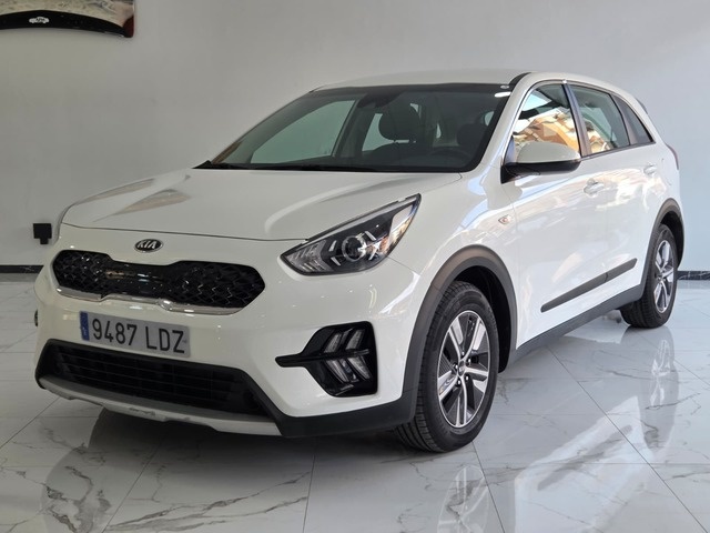 KiaNiro 1.6 GDi HEV Concept 104 kW (141 CV) Vehículo usado en Barcelona - 1