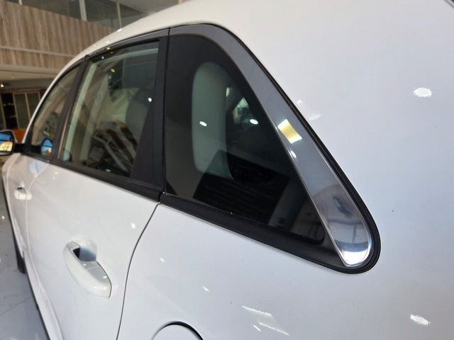 KiaNiro 1.6 GDi HEV Concept 104 kW (141 CV) Vehículo usado en Barcelona - 9