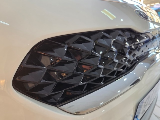 KiaNiro 1.6 GDi HEV Concept 104 kW (141 CV) Vehículo usado en Barcelona - 10