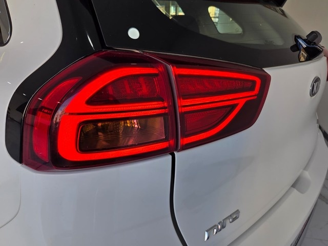 KiaNiro 1.6 GDi HEV Concept 104 kW (141 CV) Vehículo usado en Barcelona - 12