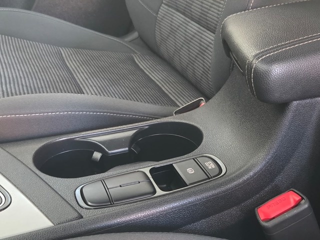 KiaNiro 1.6 GDi HEV Concept 104 kW (141 CV) Vehículo usado en Barcelona - 24