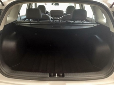 Kia Niro 1.6 GDi HEV Concept 104 kW (141 CV) Kia Niro 1.6 GDi HEV Concept 104 kW (141 CV)