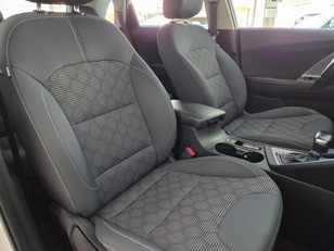 Kia Niro 1.6 GDi HEV Concept 104 kW (141 CV)