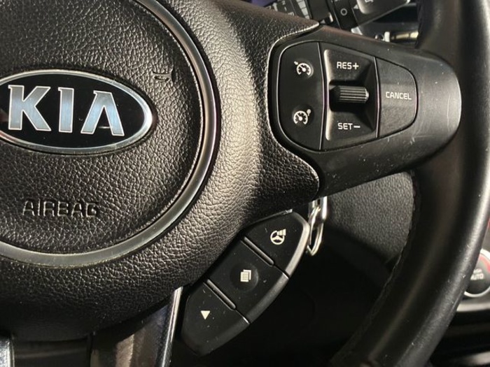 KiaCarens 1.6 GDi Drive 99 kW (135 CV) Vehículo usado en Barcelona - 19 KiaCarens 1.6 GDi Drive 99 kW (135 CV) Vehículo usado en Barcelona - 19