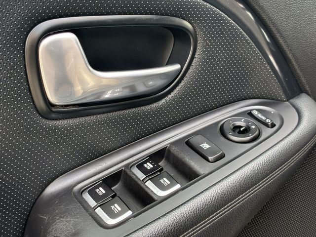 KiaCarens 1.6 GDi Drive 99 kW (135 CV) Vehículo usado en Barcelona - 29