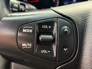 Kia Carens 1.6 GDi Drive 99 kW (135 CV) Kia Carens 1.6 GDi Drive 99 kW (135 CV)