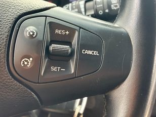 Kia Carens 1.6 GDi Drive 99 kW (135 CV) Kia Carens 1.6 GDi Drive 99 kW (135 CV)