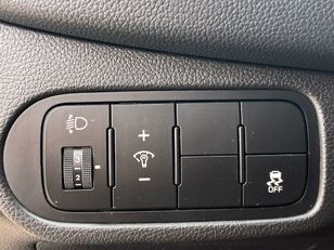 Kia Carens 1.6 GDi Drive 99 kW (135 CV) Kia Carens 1.6 GDi Drive 99 kW (135 CV)