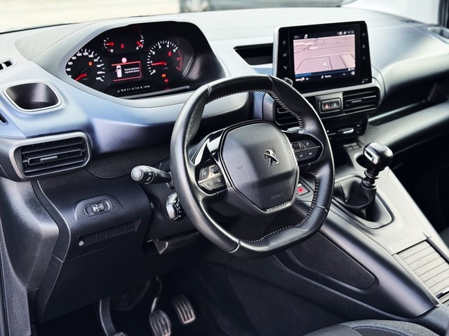 PeugeotRifter BlueHDi 100 Allure Standard 73 kW (100 CV) Vehículo usado en Barcelona - 2