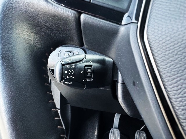 PeugeotRifter BlueHDi 100 Allure Standard 73 kW (100 CV) Vehículo usado en Barcelona - 16