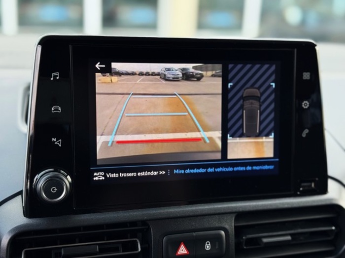 PeugeotRifter BlueHDi 100 Allure Standard 73 kW (100 CV) Vehículo usado en Barcelona - 21 PeugeotRifter BlueHDi 100 Allure Standard 73 kW (100 CV) Vehículo usado en Barcelona - 21