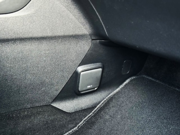 PeugeotRifter BlueHDi 100 Allure Standard 73 kW (100 CV) Vehículo usado en Barcelona - 26 PeugeotRifter BlueHDi 100 Allure Standard 73 kW (100 CV) Vehículo usado en Barcelona - 26