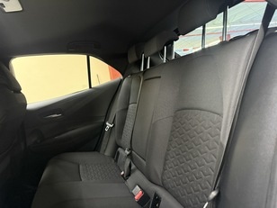 Toyota Corolla 1.8 125H Business Plus E-CVT 90 kW (122 CV) Toyota Corolla 1.8 125H Business Plus E-CVT 90 kW (122 CV)