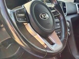 Kia Sportage 2.0 CRDi VGT GT Line Plus 4x2 100 kW (136 CV) Kia Sportage 2.0 CRDi VGT GT Line Plus 4x2 100 kW (136 CV)