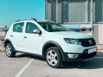 Dacia Sandero Stepway TCe 66 kW (90 CV) Dacia Sandero Stepway TCe 66 kW (90 CV)