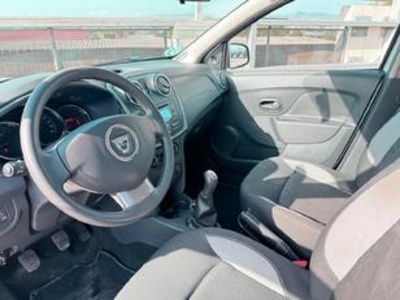 Dacia Sandero Stepway TCe 66 kW (90 CV) Dacia Sandero Stepway TCe 66 kW (90 CV)