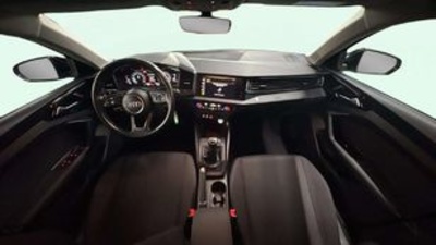 Audi A1 Sportback S line 30 TFSI 85 kW (116 CV) Audi A1 Sportback S line 30 TFSI 85 kW (116 CV)