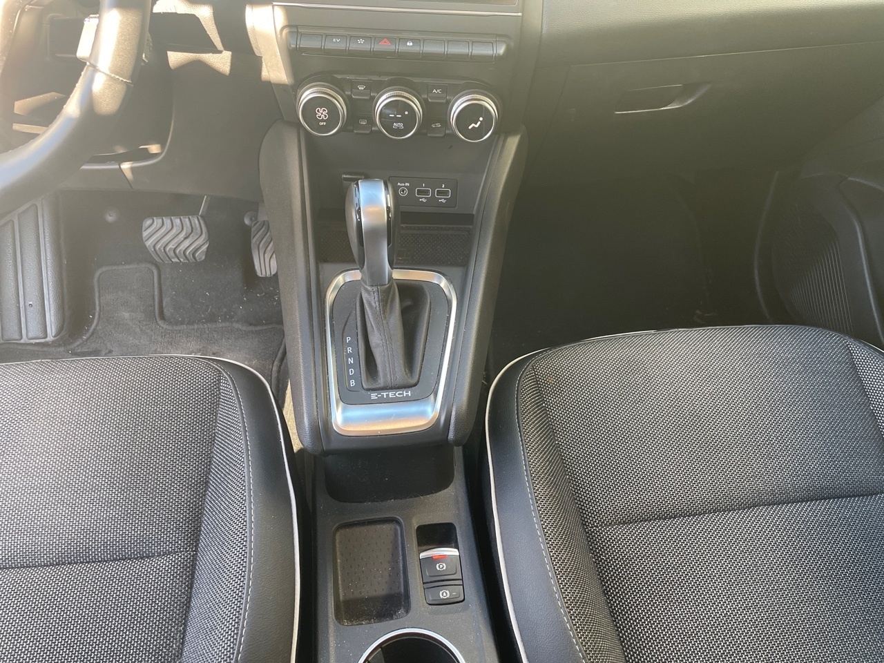 Renault Captur Zen Fast Track E-Tech híbrido 107 kW (145 CV) - 7