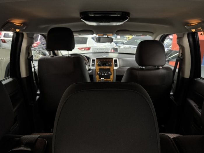 JeepGrand Cherokee 3.0 CRD Laredo 160 kW (218 CV) Vehículo usado en Barcelona - 13 JeepGrand Cherokee 3.0 CRD Laredo 160 kW (218 CV) Vehículo usado en Barcelona - 13