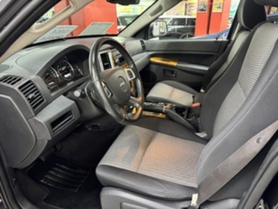 Jeep Grand Cherokee 3.0 CRD Laredo 160 kW (218 CV) Jeep Grand Cherokee 3.0 CRD Laredo 160 kW (218 CV)