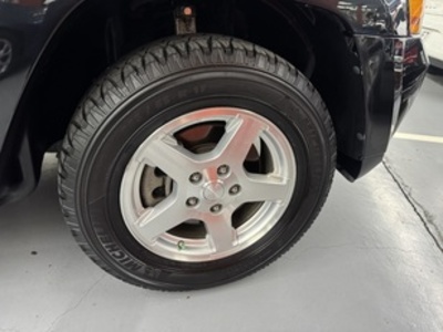Jeep Grand Cherokee 3.0 CRD Laredo 160 kW (218 CV) Jeep Grand Cherokee 3.0 CRD Laredo 160 kW (218 CV)