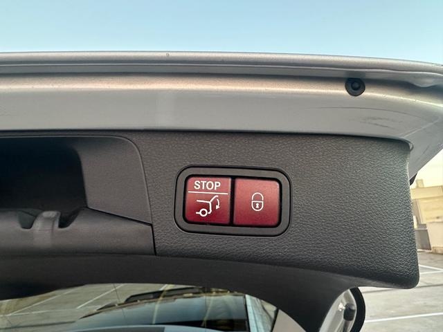 Mercedes-BenzClase C C Estate 350 e AMG Line 205 kW (279 CV) Vehículo usado en Barcelona - 17