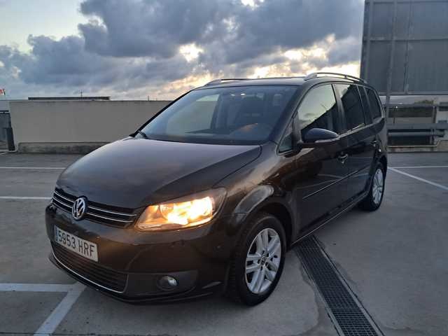 VolkswagenTouran Advance 1.6 TDI BMT 77 kW (105 CV) DSG Vehículo usado en Barcelona - 4