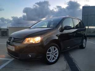 Volkswagen Touran Advance 1.6 TDI BMT 77 kW (105 CV) DSG Volkswagen Touran Advance 1.6 TDI BMT 77 kW (105 CV) DSG