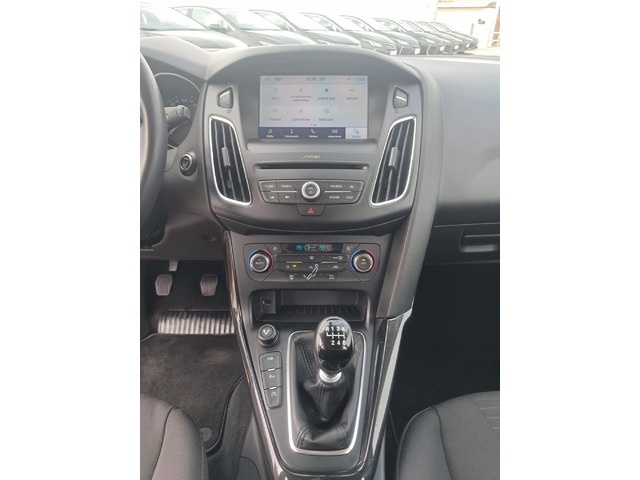 FordFocus SportBreak 1.0 Ecoboost S&S Titanium 92 kW (125 CV) Vehículo usado en Barcelona - 12