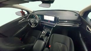 Kia Sportage 1.6 T-GDi PHEV Drive 4x4 185 kW (252 CV) Kia Sportage 1.6 T-GDi PHEV Drive 4x4 185 kW (252 CV)