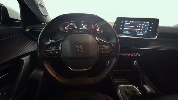 Peugeot2008 Puretech 100 S&S Active 75 kW (100 CV) Vehículo usado en Barcelona - 13 Peugeot2008 Puretech 100 S&S Active 75 kW (100 CV) Vehículo usado en Barcelona - 13