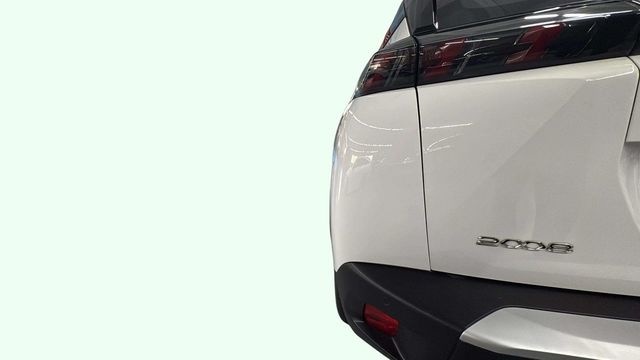 Peugeot2008 Puretech 100 S&S Active 75 kW (100 CV) Vehículo usado en Barcelona - 18