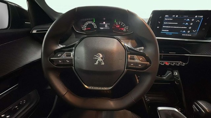 Peugeot208 PureTech 100 Active Pack 75 kW (100 CV) Vehículo usado en Barcelona - 12 Peugeot208 PureTech 100 Active Pack 75 kW (100 CV) Vehículo usado en Barcelona - 12