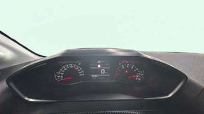 Peugeot 208 PureTech 100 Active Pack 75 kW (100 CV) Peugeot 208 PureTech 100 Active Pack 75 kW (100 CV)
