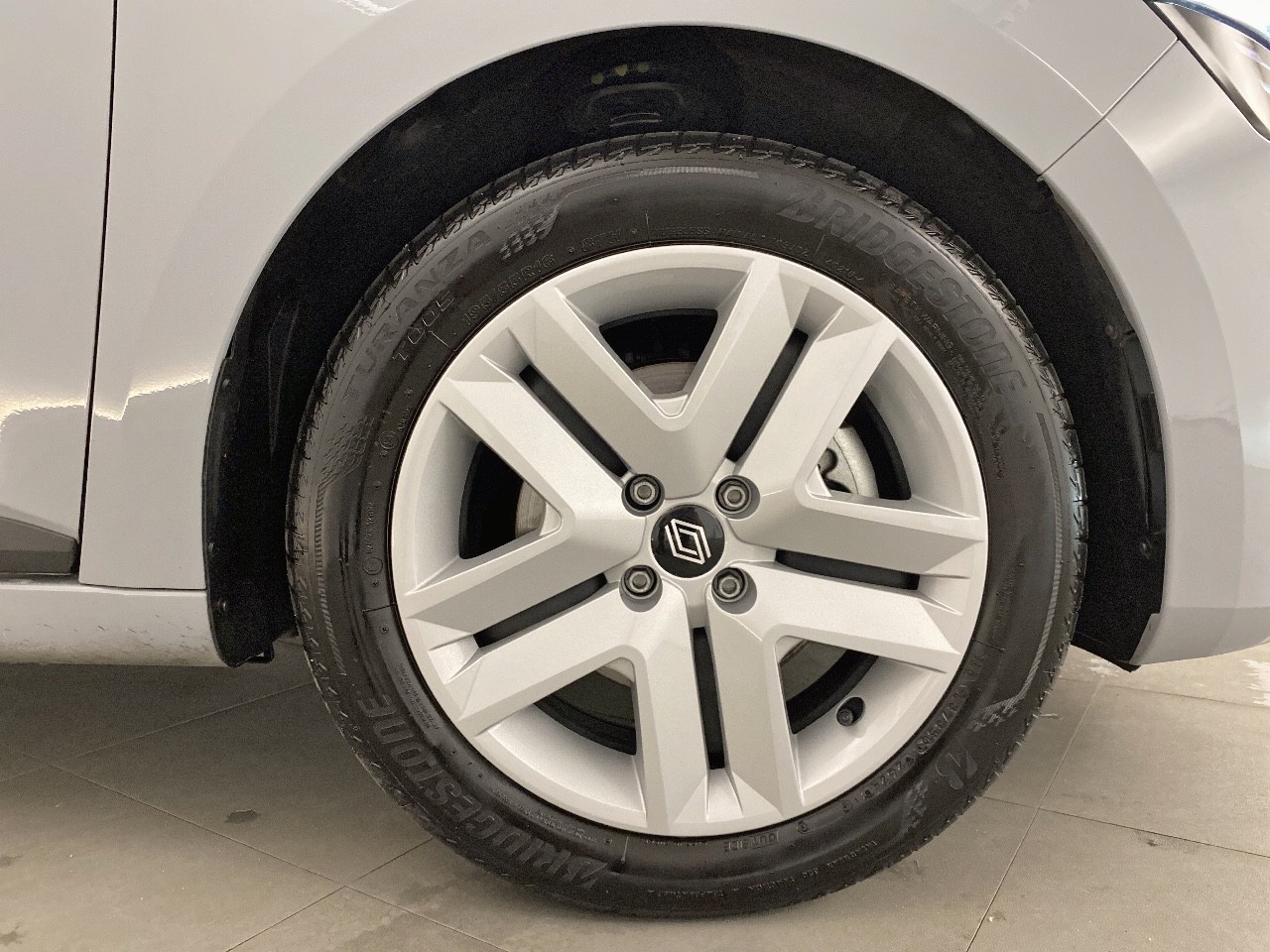 Renault Clio Evolution E-Tech full hybrid 145 105 kW (143 CV) - 10